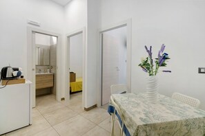 Interior - 2-Bedroom Apartment in Marzamemi (Marzamemi)