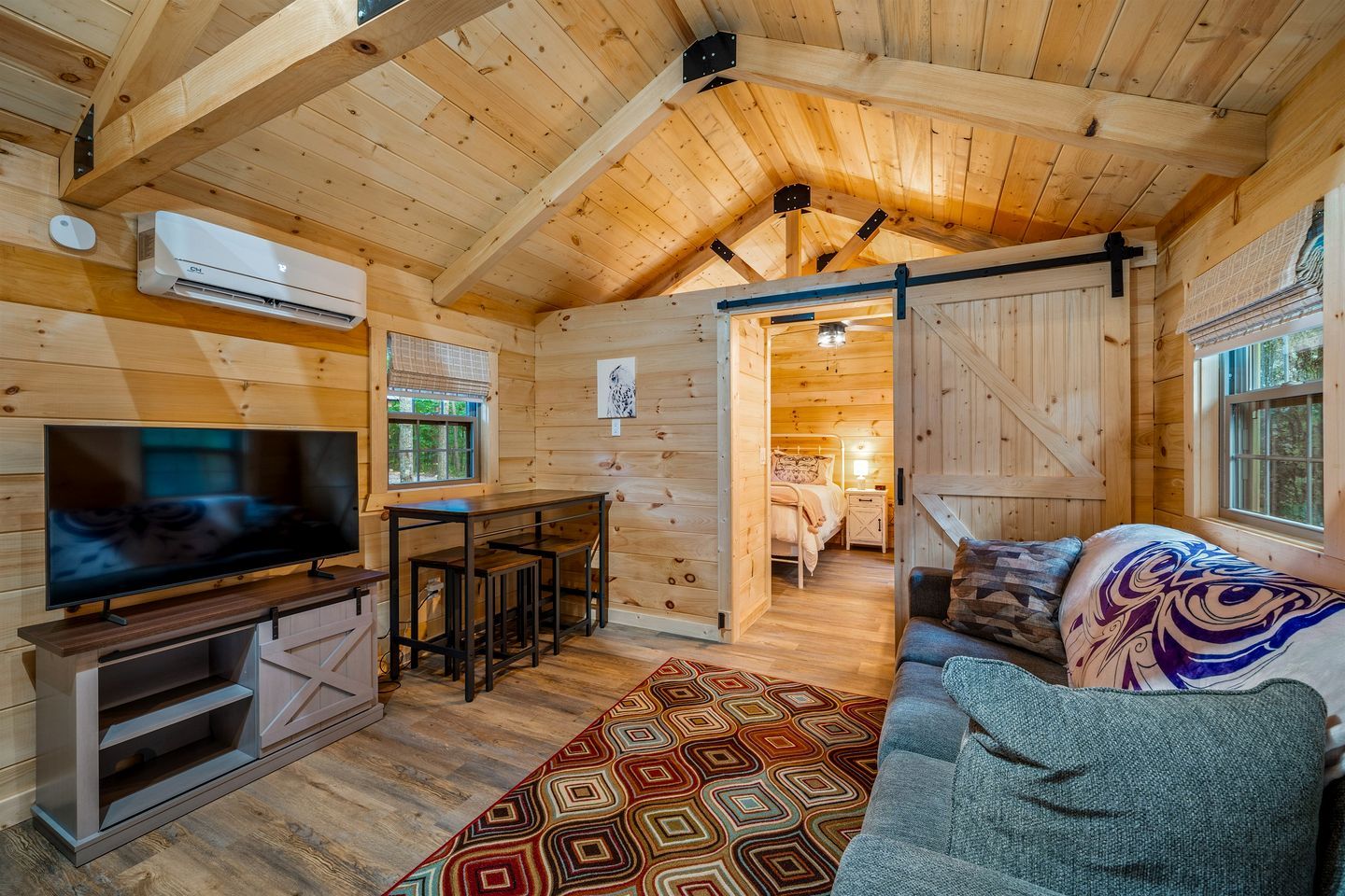 Cozy Woodland Cabin Escape For Families, Friends & Retreats In Mentone, Alabama - Mentone, AL