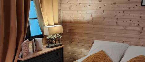 1 Schlafzimmer, Bügeleisen/Bügelbrett, Bettwäsche