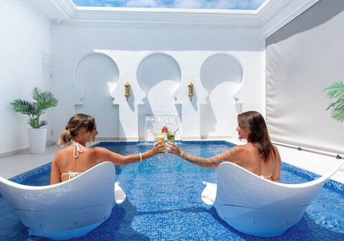 Halisi Villas - Luxury 2 Bed Private Pool Villa 1