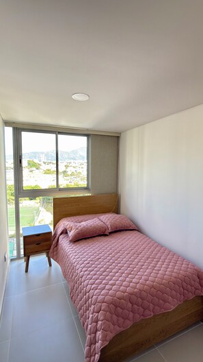 3 Schlafzimmer, Bügeleisen/Bügelbrett, WLAN, Bettwäsche