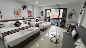 Deluxe Quadruple Room, City View