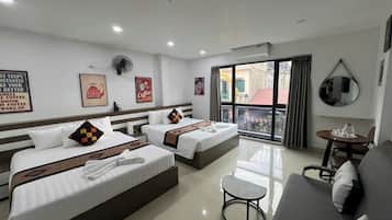 Deluxe Quadruple Room, City View