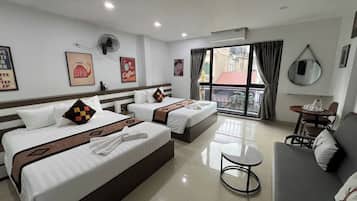 Deluxe Quadruple Room, City View