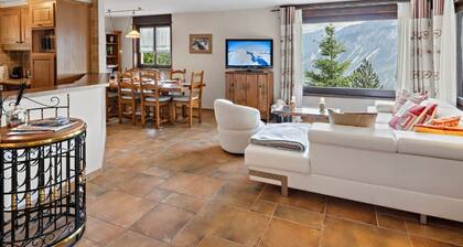 Premium chalet with mountain views and a large terrace