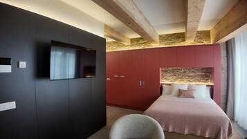 Strykjärn/strykbräda, wi-fi och sängkläder