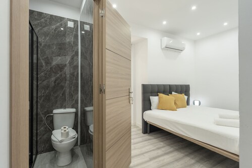 Lisbon Modern Suites by Homing