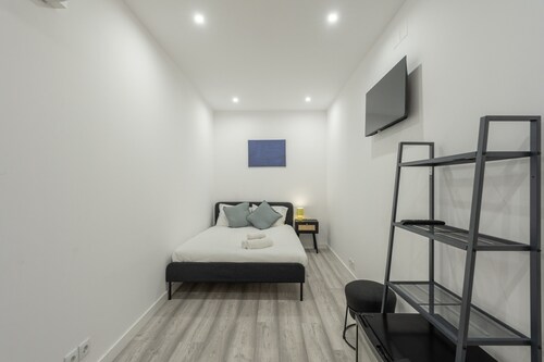 Lisbon Modern Suites IV by Homing