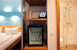 Classic Double Room, Balcony, Mountain View | Langsir/tirai gelap terus, Wi-fi percuma 