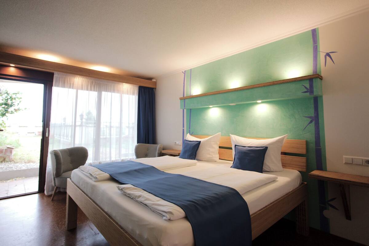 Classic Double Room, Mountain View