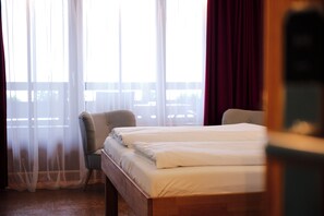 Classic Double Room, Balcony, Mountain View - BoutiqueHotel Kapuzinergarten (Breisach am Rhein)