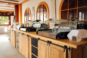 Tempat makan