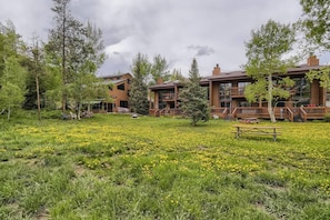 Exterior - Stop in for the 3br/2ba Ultimate Mountain Lifestyle! (Frisco)