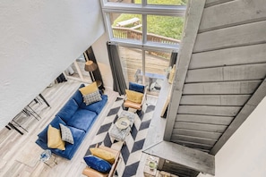Townhouse, flere senger, hageutsikt (A-F-101HD) | Oppholdsområde | Peis