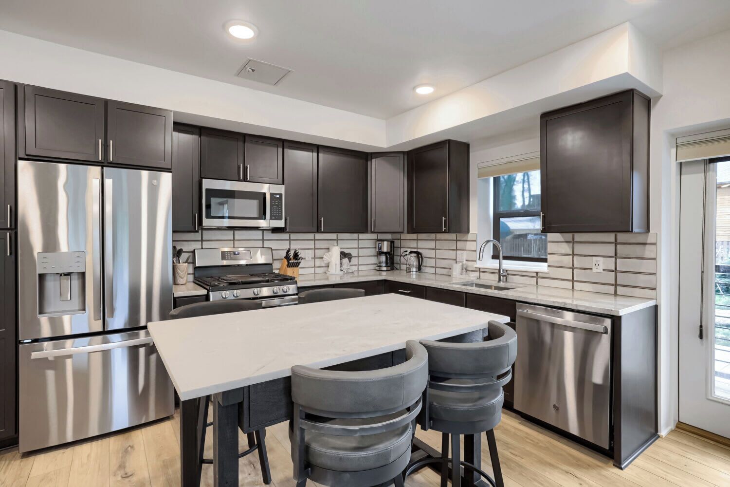 Condo, Multiple Beds, Garden View (A-S-BRF109) | Private kitchen