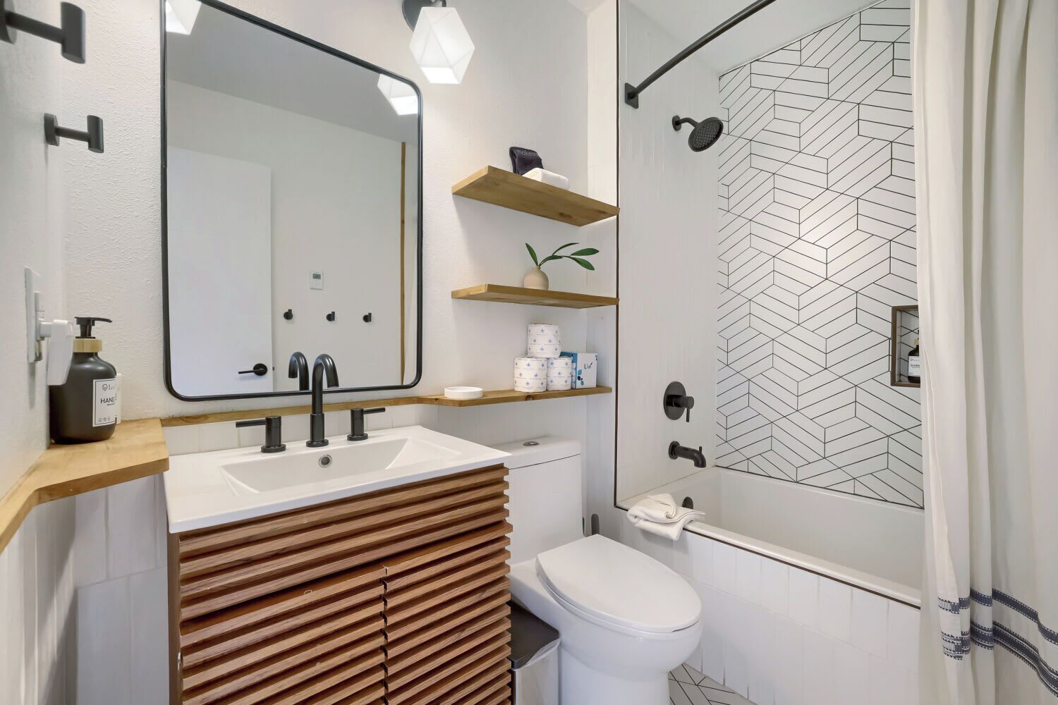 Condo, Multiple Beds, Garden View (A-D-LHB4) | Bathroom