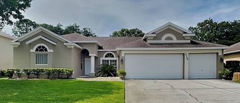 House (4 Bedrooms) | Property amenity