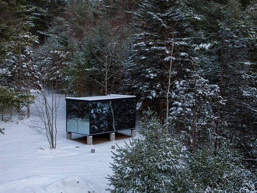 Mirrored Glass Cabin with Firepit & Forest Views in Au Sable Forks, New York