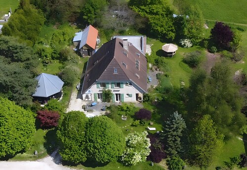 Gîte “À l’Ombre des Tilleuls” with Private Garden and Wi-Fi, Sleeps 2–4
