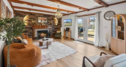 Oasis 5BR Farmhouse Retreat