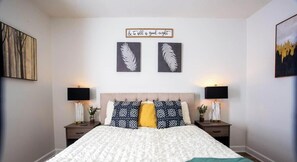 3 Schlafzimmer, Bügeleisen/Bügelbrett, WLAN, Bettwäsche