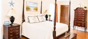 Relax & Recharge 3BR Home Close to Beaches & Trails