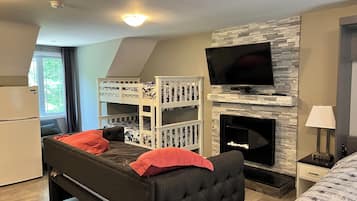 1 bedroom, WiFi (free)