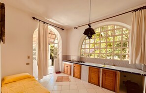 Bed sheets - Apartment 'Quadara - Il Nido' with Sea View, Private Terrace and Shared Garden (Lingua)