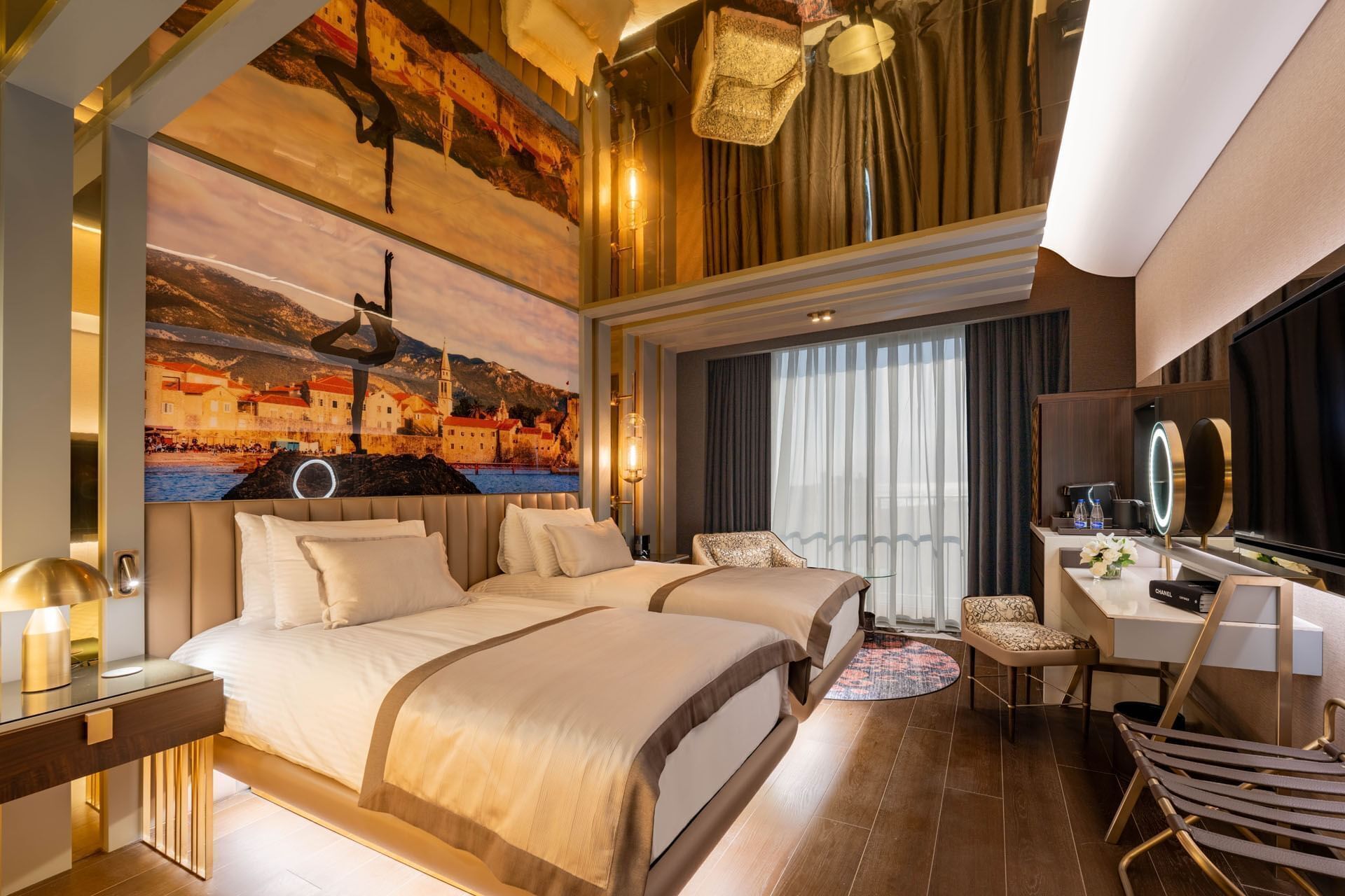 In-room safe, free WiFi