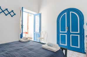 Room - Apartment 'Quadara - Il Palmento' with Sea View, Private Terrace, and Shared Garden (Lingua)