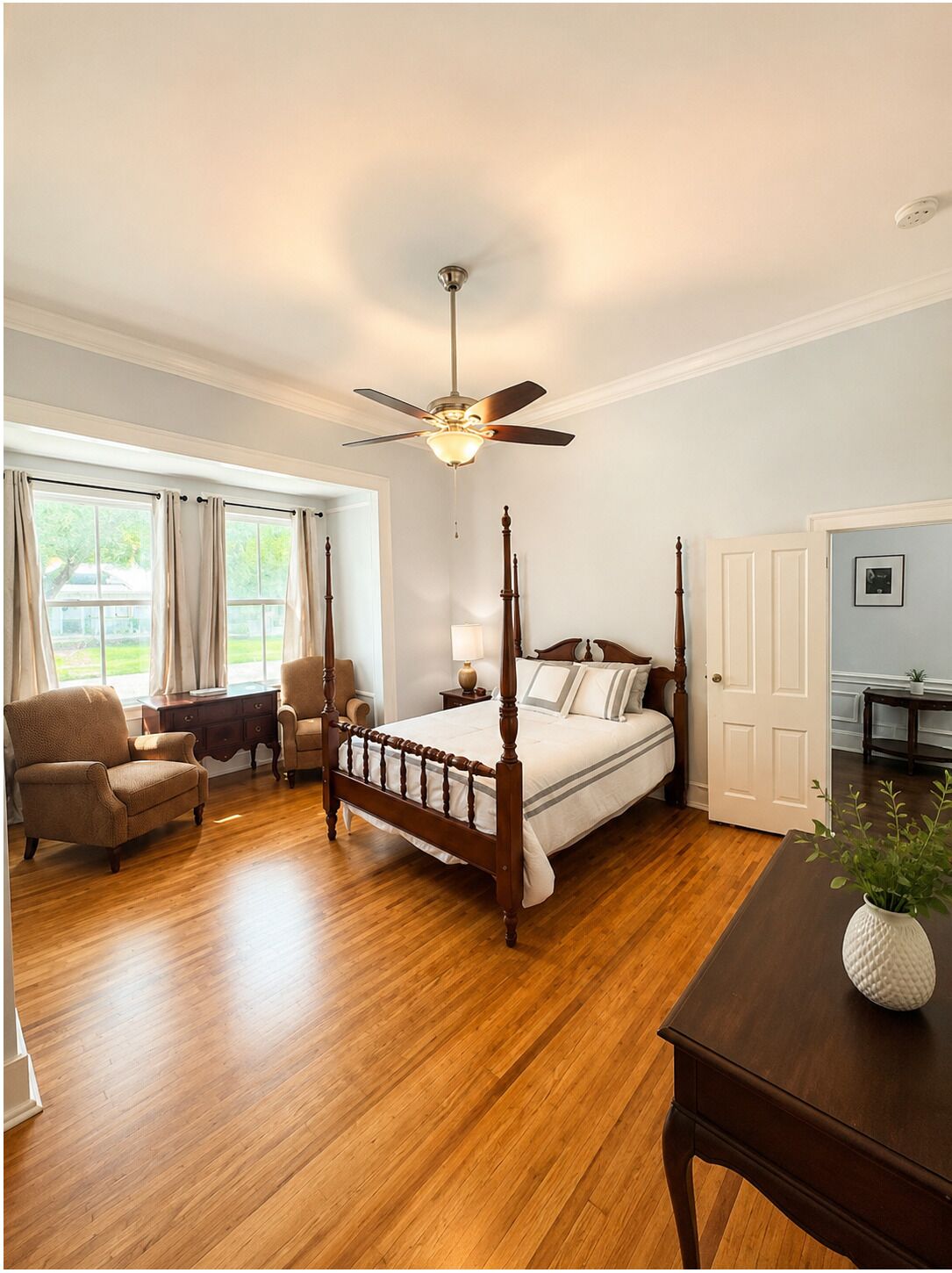 4 bedrooms, WiFi, bed sheets