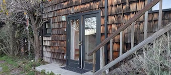 North Berkeley Garden Apartment