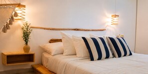 3 habitaciones, tabla de planchar con plancha, wifi y ropa de cama 