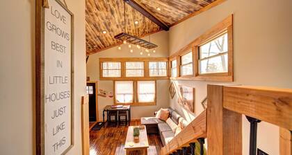 Brand New on VRBO— Cozy 5 Star Pocono Cottage at Your Doorstep