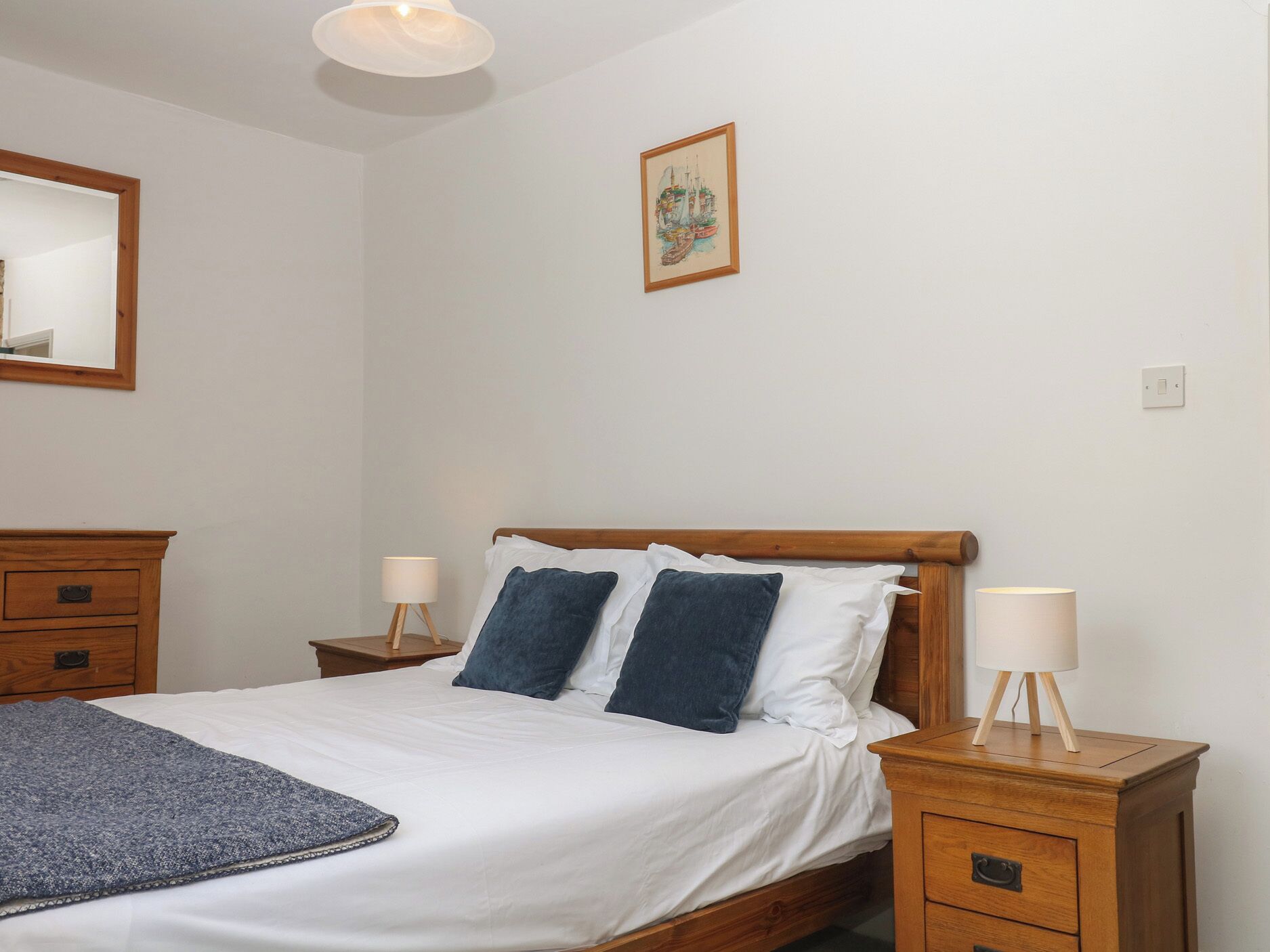 2 bedrooms, WiFi (free), individually decorated, individually furnished