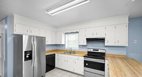 3-bedroom house in pleasant Bay Minette 10minutes from Interstate