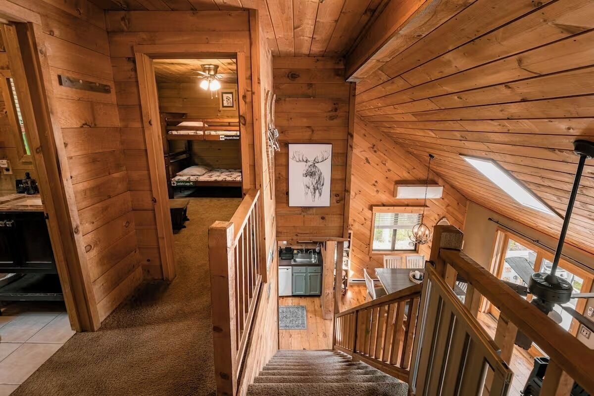 3 bedrooms, WiFi (free), bed sheets
