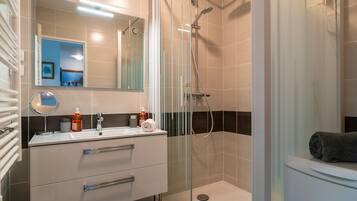 Dusche, Haartrockner
