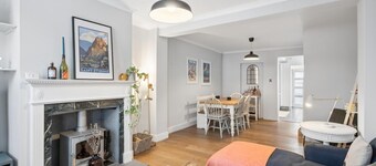Charming Terrace Cottage with Beautiful Garden - Pass the Keys