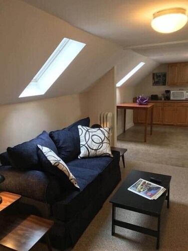 Great suburban location close to town!