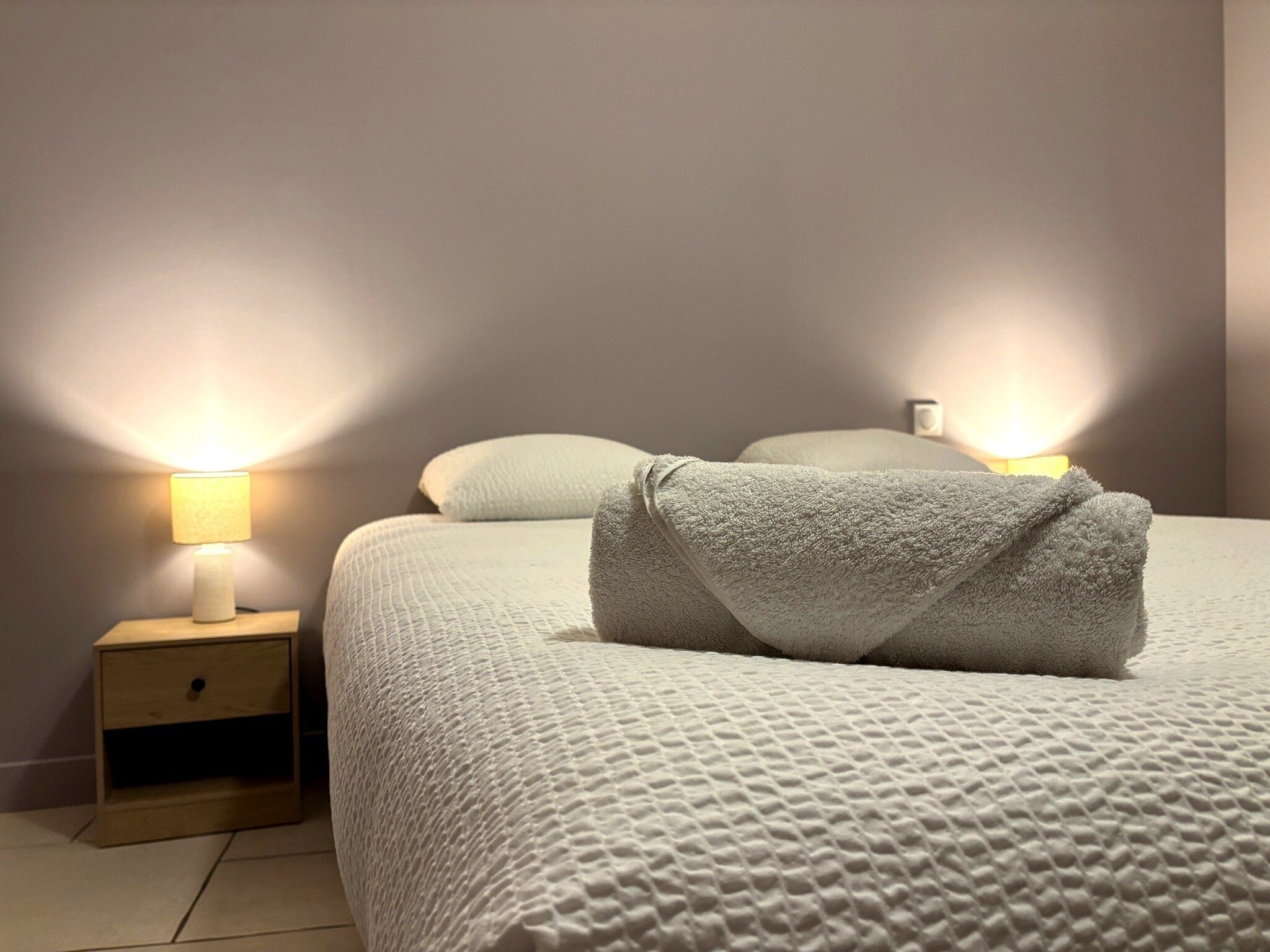 160 CLE DESCHAMPS room
