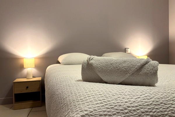 160 CLE DESCHAMPS room