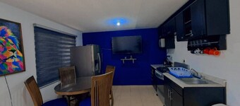 Royal Apartment | 2 Bedrooms | Parking | IPTV