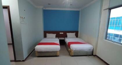 Hotel O Century Inn