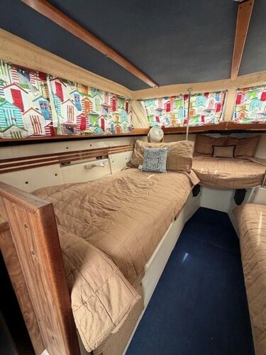 Rustic Boat Glamping Retreat with Mountain Views near Rio Peñasco in Mayhill, New Mexico