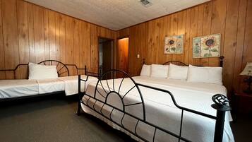 3 bedrooms, WiFi, bed sheets