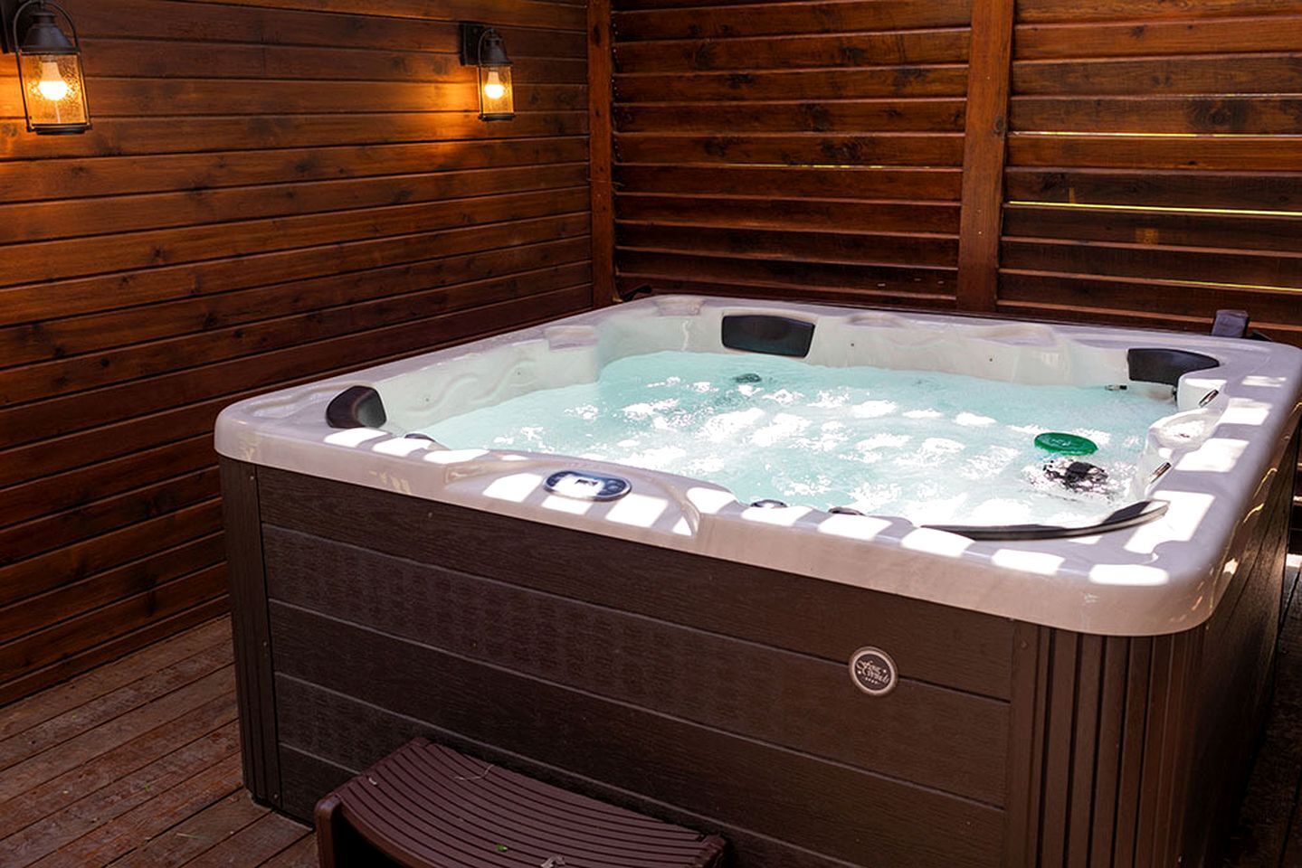 Bain à remous extérieur
