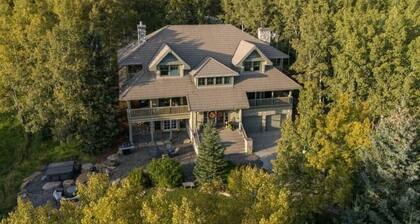 1 King Bdrm | Private Bthrm | Bragg Creek