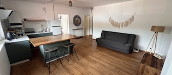 Bright Loft Apartment for the Modern Minimalist with A/C, Internet, and Parking