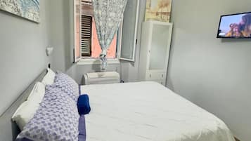 WiFi, bed sheets